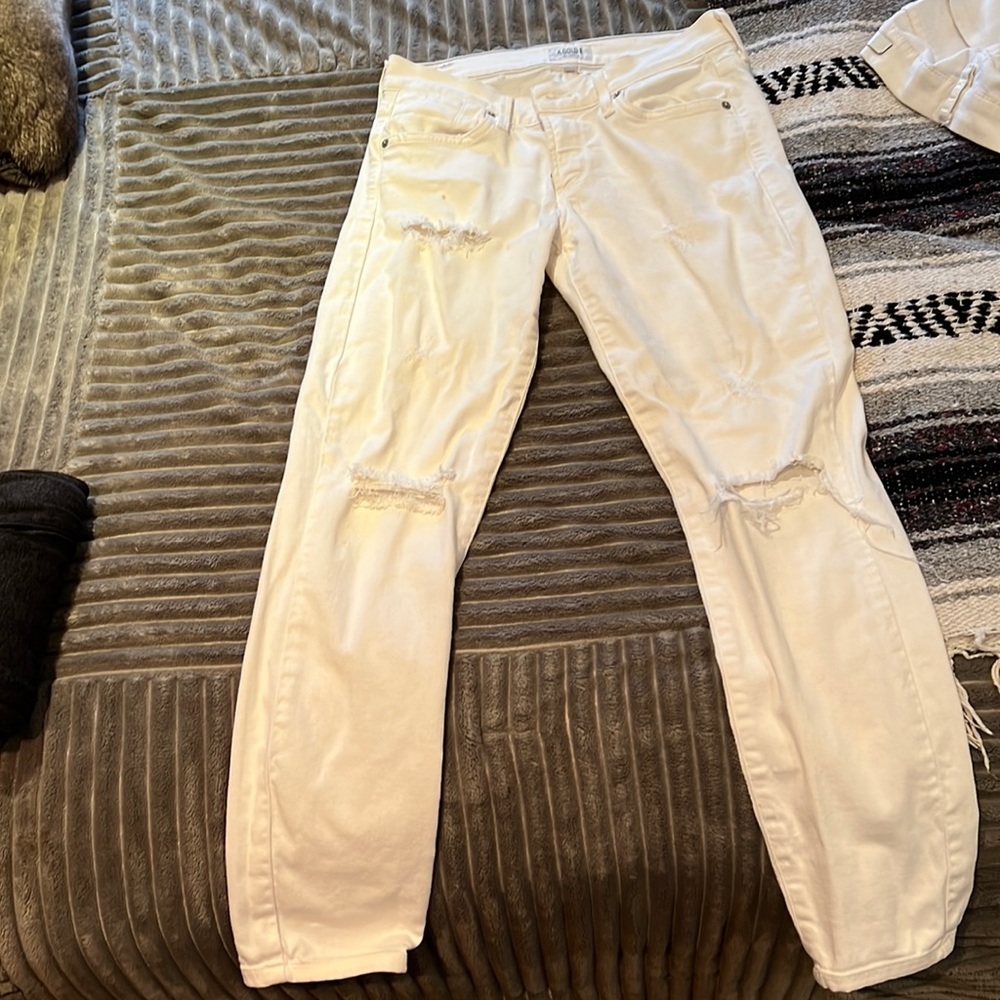 A Gold E white ripped cropped jeans